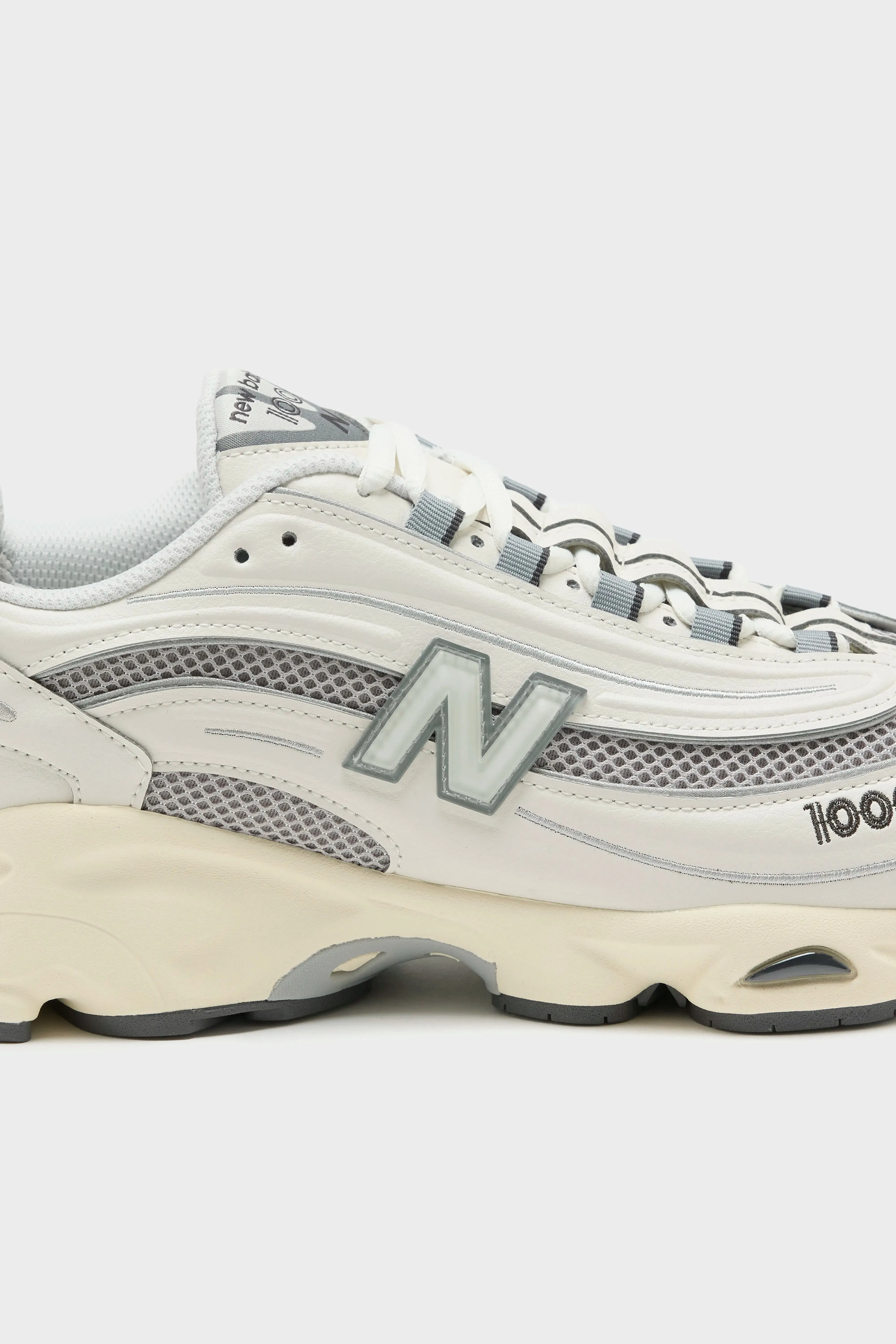 1000 for Men  (251 / M / WHITE)