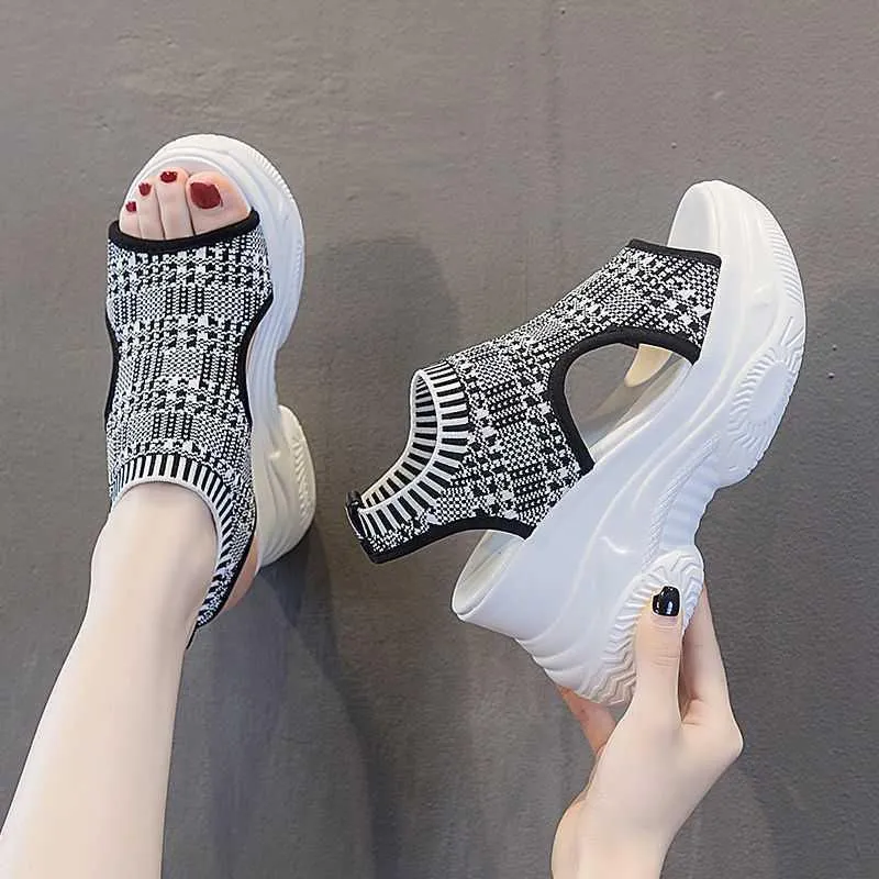 Japan And South Korea Station Trifle Sandals Women's Wild Thick-soled Slope Heel Sports Increase