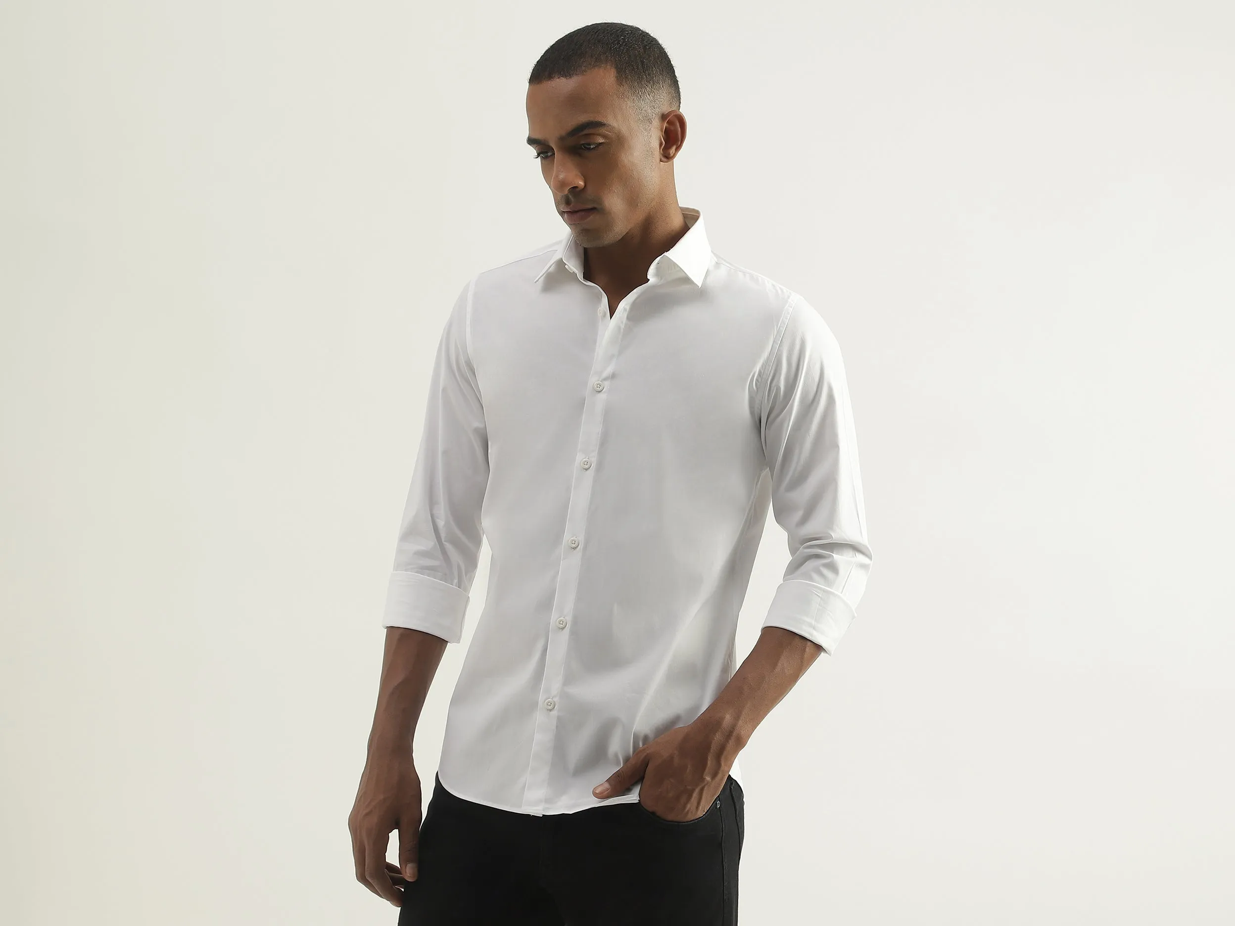 Men White Solid Slim Shirt
