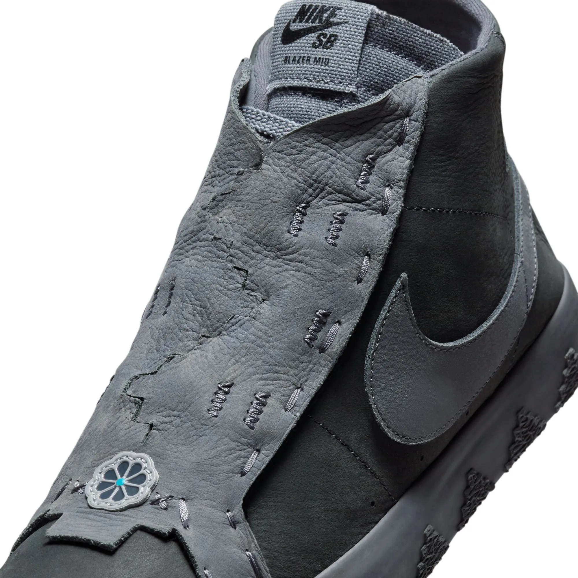 Nike Blazer Mid QS