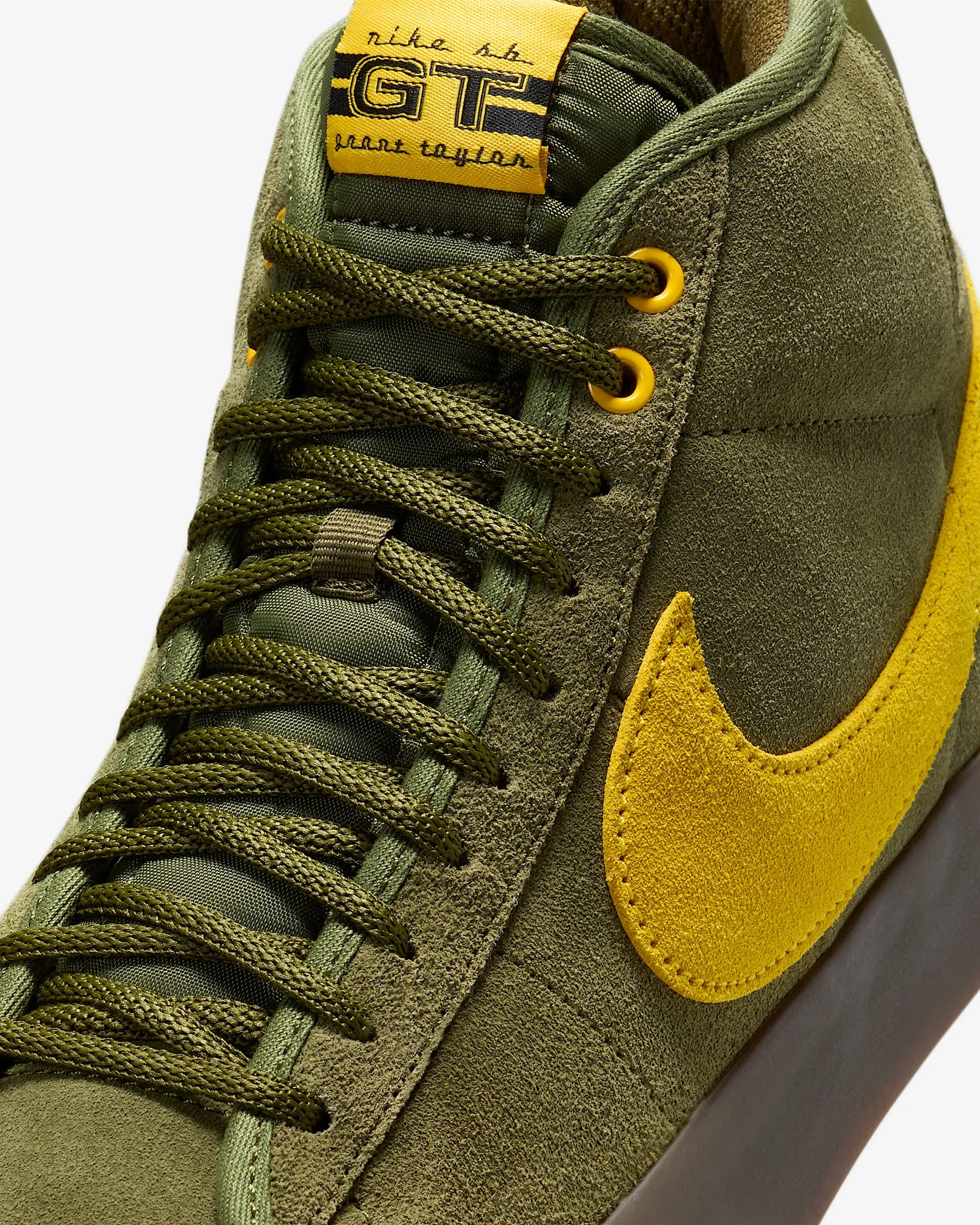 Nike Blazer Mid QS
